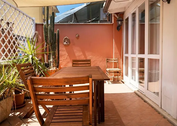 Apartment Bright And Spacious Penthouse With Private Terrace *