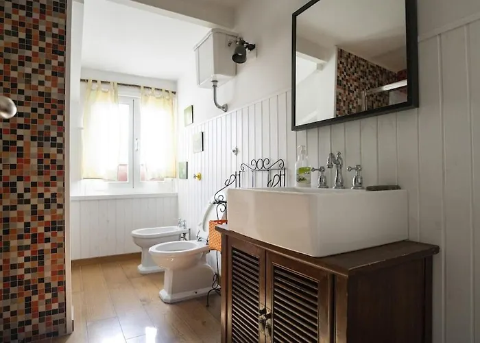 Bright And Spacious Penthouse With Private Terrace * רומא