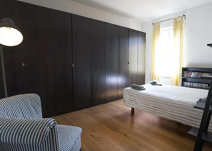 Bright And Spacious Penthouse With Private Terrace * Rom