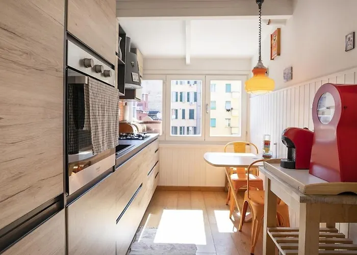 Bright And Spacious Penthouse With Private Terrace Apartment